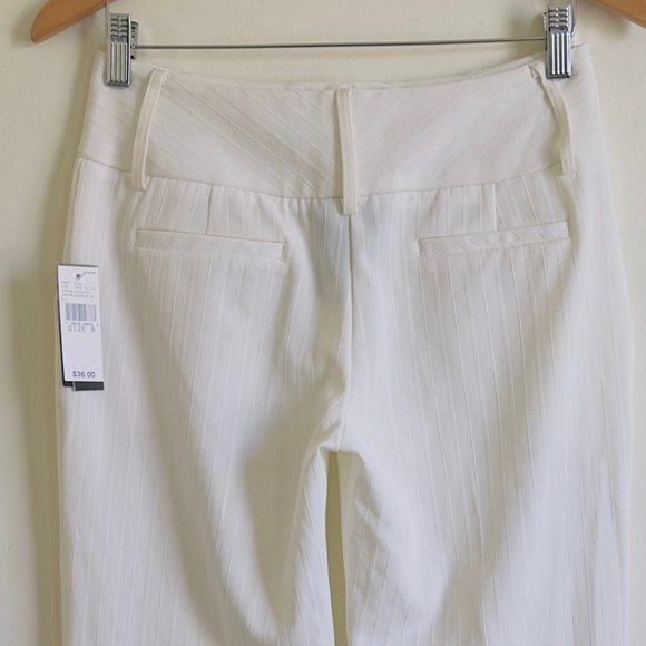 IZ Byer || womans wide leg Cream stretch Thousers size 9 - Picture 7 of 9